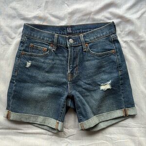 Gap blue jeans, size 24